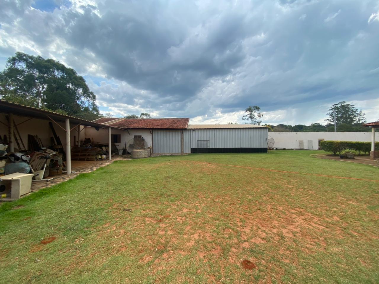 Chácara à venda com 3 quartos, 600m² - Foto 3