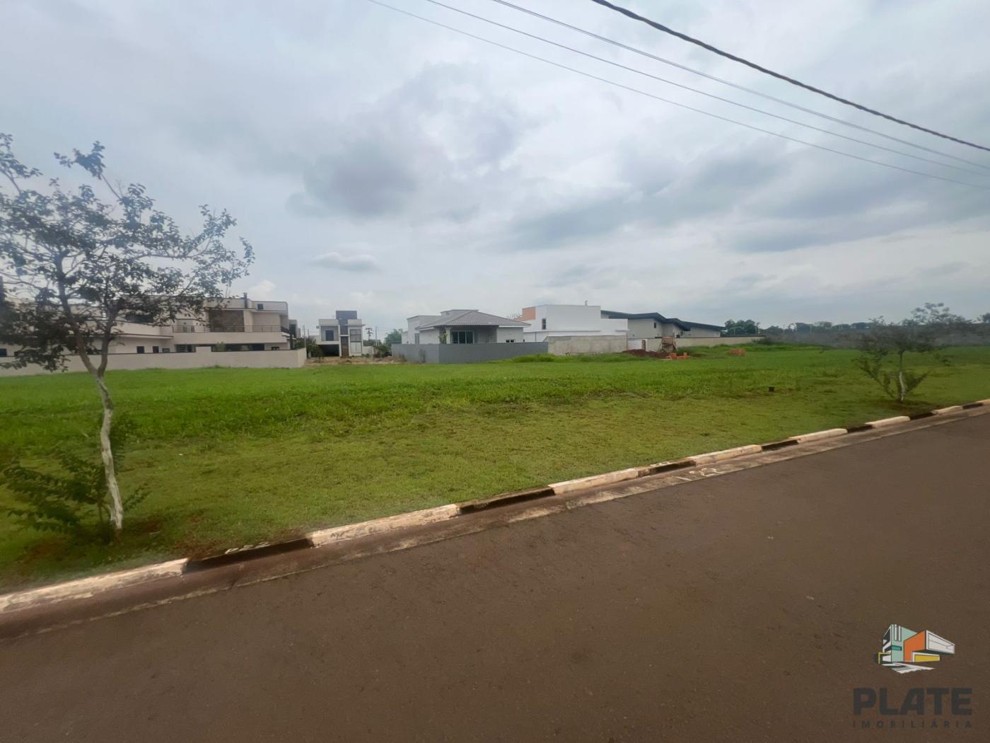 Terreno à venda, 360m² - Foto 1