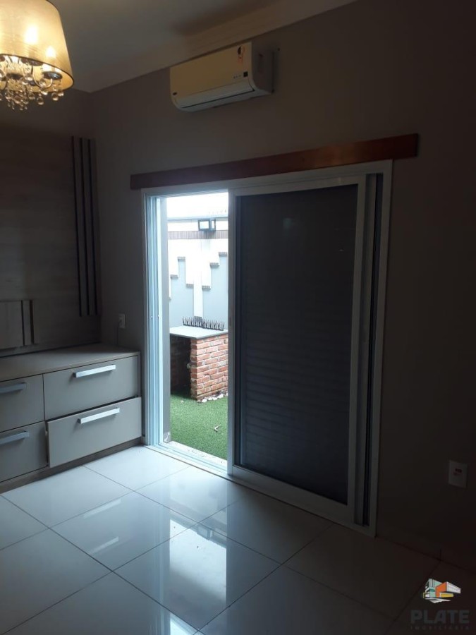 Casa de Condomínio para alugar, 300m² - Foto 27