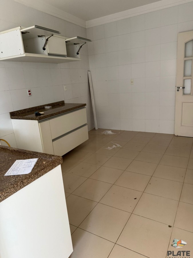 Casa à venda, 300m² - Foto 11