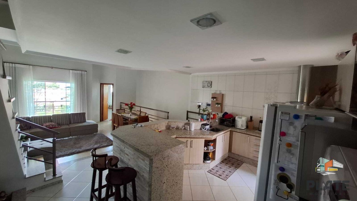 Casa à venda, 228m² - Foto 5