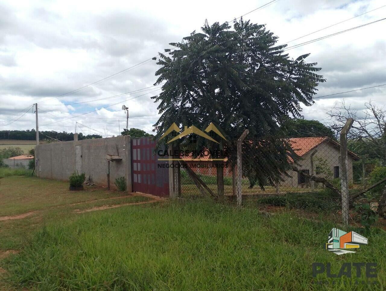 Chácara, 3 quartos, 1000 m² - Foto 1